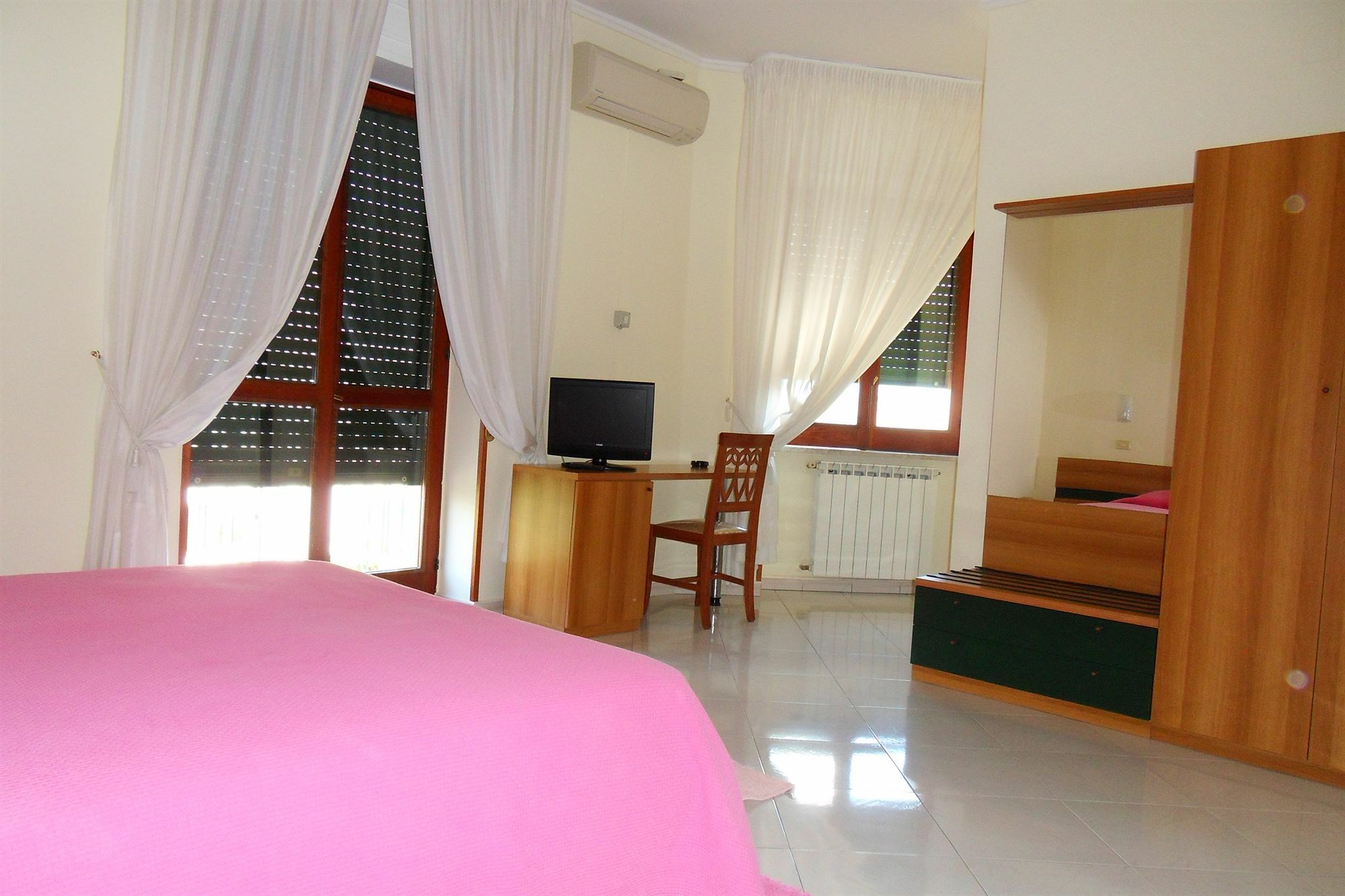 Hotel Astoria Πομπηία Εξωτερικό φωτογραφία